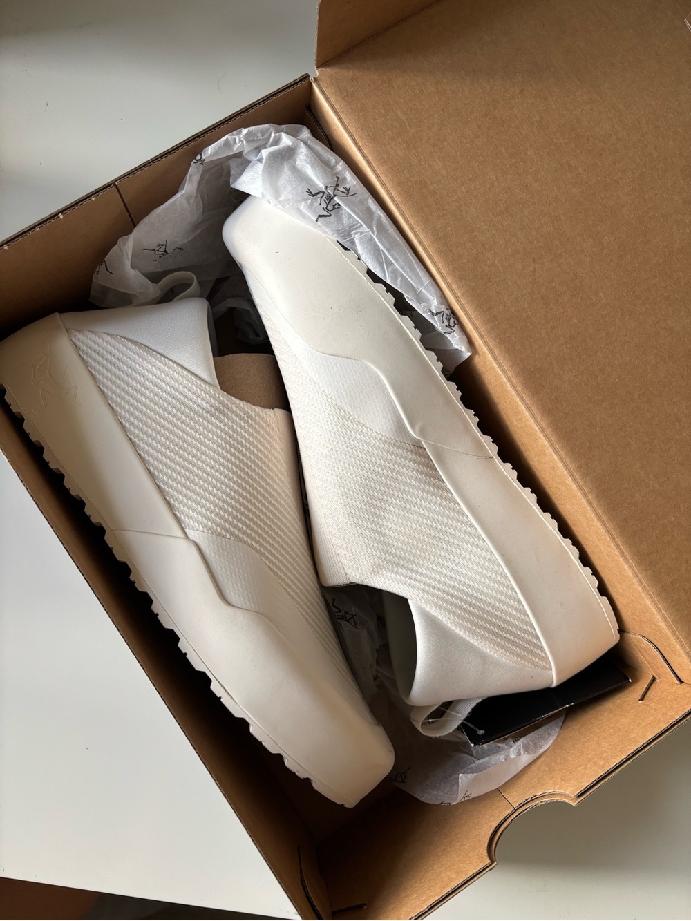 [NEW] Arc'teryx Kragg Climbing White Arctic Women's Shoes - US Women’s 8.5 - Picture 12 of 13